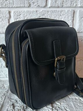 Minooy Naya Black Genuine Leather Small Crossbody Travel Bag *No Charm*
